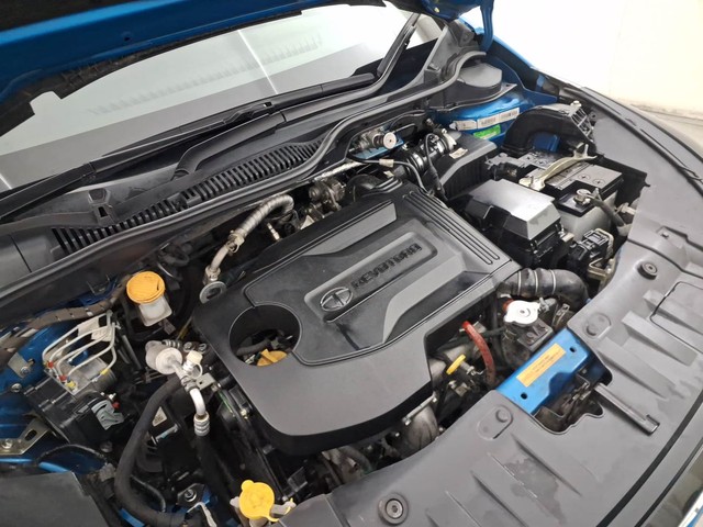 Second-hand 2023 Tata Altroz XZ Diesel for sale in Coimbatore-34