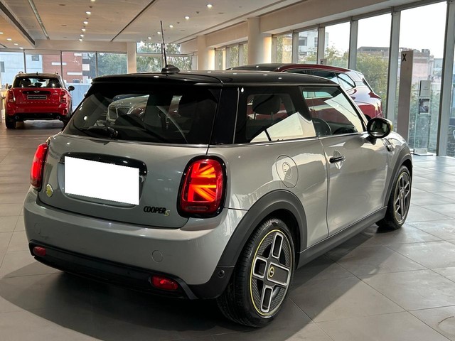 Second-hand 2023 Mini Cooper SE Electric for sale in Gurgaon-20
