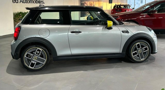 Second-hand 2023 Mini Cooper SE Electric for sale in Gurgaon-1