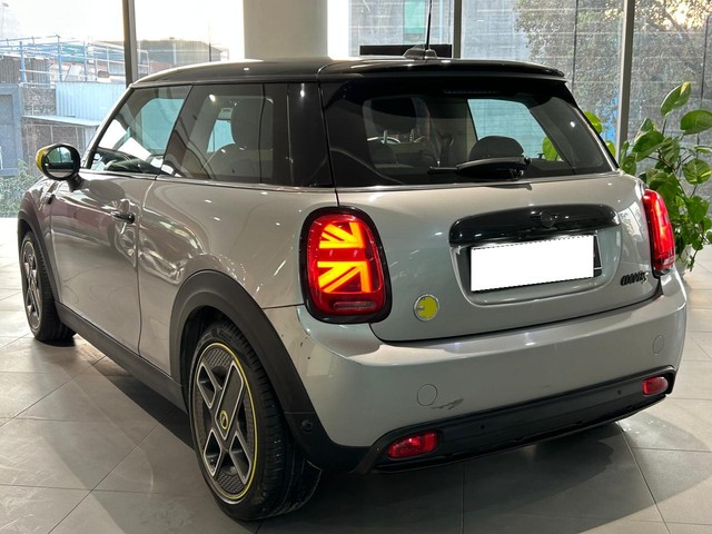 Second-hand 2023 Mini Cooper SE Electric for sale in Gurgaon-12