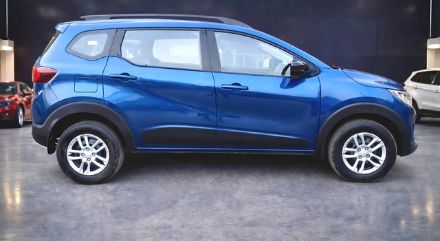 Renault Triber RXT BSVI Second-hand 2021 Renault Triber RXT BSVI for sale in Kolkata-0