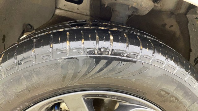 Second-hand 2022 Hyundai Grand i10 Nios Sportz for sale in Ahmedabad-4