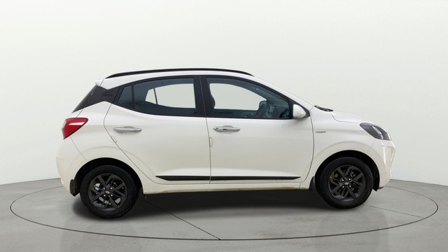 Second-hand 2022 Hyundai Grand i10 Nios Sportz for sale in Ahmedabad-12