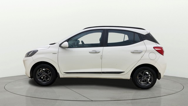 Second-hand 2022 Hyundai Grand i10 Nios Sportz for sale in Ahmedabad-16