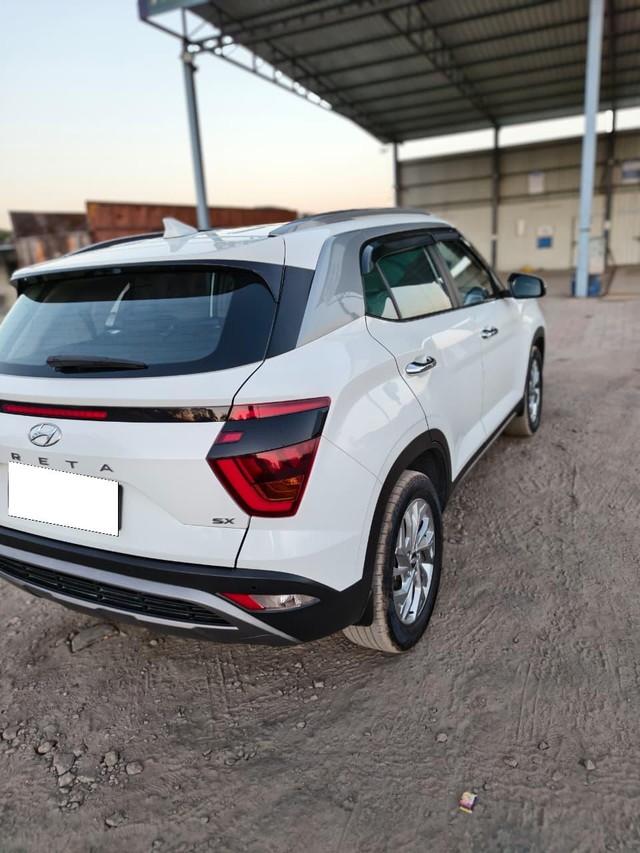 Second-hand 2023 Hyundai Creta SX Diesel for sale in Sabarkantha-9