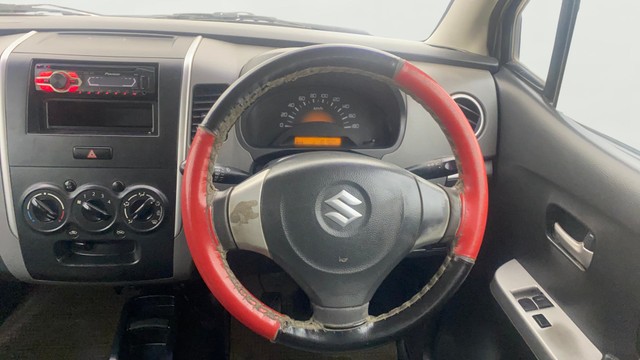 Second-hand 2012 Maruti Suzuki Wagon R LXI BS IV for sale in Ahmedabad-12