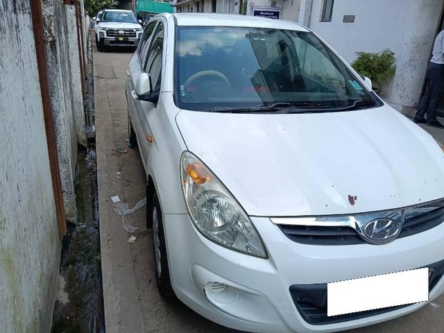 Second-hand 2011 Hyundai i20 1.2 Magna for sale in Amravati-4