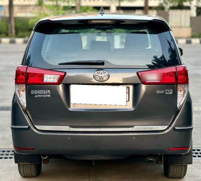 Second-hand 2017 Toyota Innova Crysta 2.4 VX MT 8S BSIV for sale in Thane-1