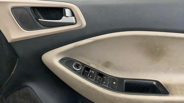 Second-hand 2018 Hyundai i20 1.2 Magna Executive for sale in New Delhi-17