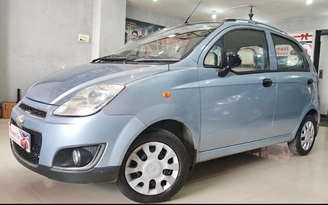 Second-hand 2014 Chevrolet Spark 1.0 LT for sale in Thane-4