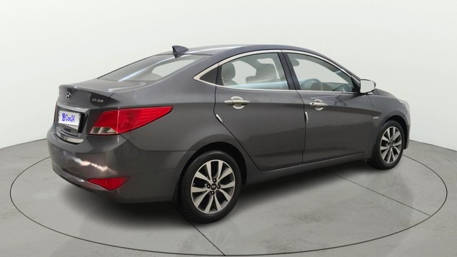 Second-hand 2016 Hyundai Verna 1.6 CRDi SX for sale in Pune-2