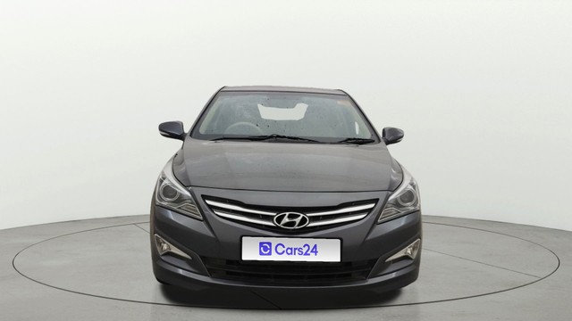 Second-hand 2016 Hyundai Verna 1.6 CRDi SX for sale in Pune-7