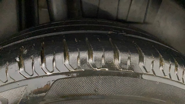 Second-hand 2018 Maruti Swift Dzire ZXI Plus for sale in Lucknow-3