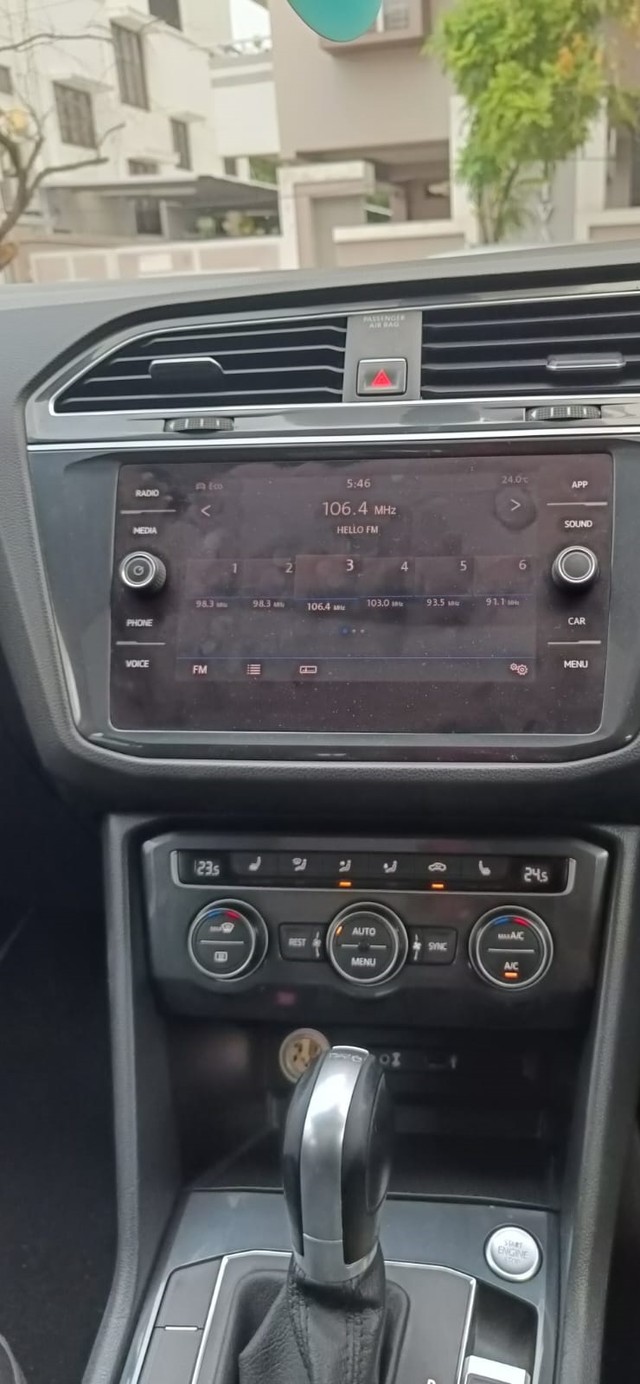 Second-hand 2018 Volkswagen Tiguan 2.0 TDI Highline for sale in Coimbatore-17