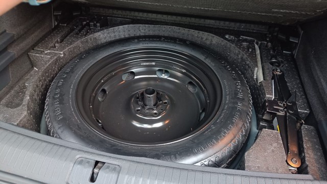 Second-hand 2018 Volkswagen Tiguan 2.0 TDI Highline for sale in Coimbatore-7