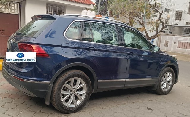 Second-hand 2018 Volkswagen Tiguan 2.0 TDI Highline for sale in Coimbatore-2