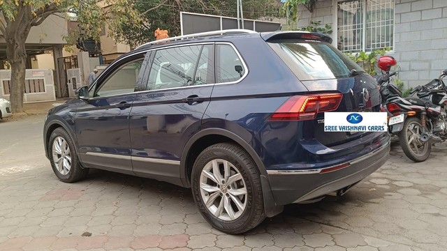 Second-hand 2018 Volkswagen Tiguan 2.0 TDI Highline for sale in Coimbatore-13