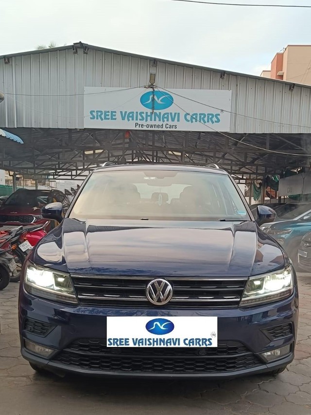 Second-hand 2018 Volkswagen Tiguan 2.0 TDI Highline for sale in Coimbatore-4