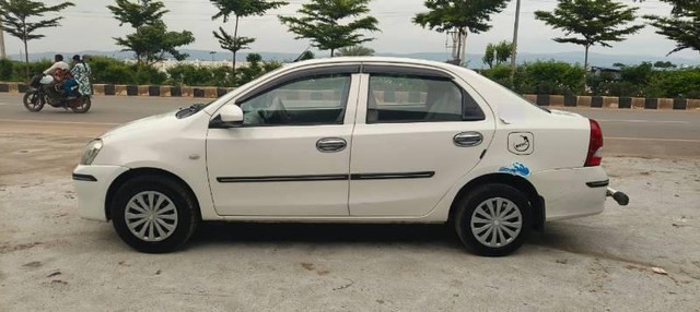 Toyota Etios DLX Second-hand 2016 Toyota Etios DLX for sale in Kadapa-2