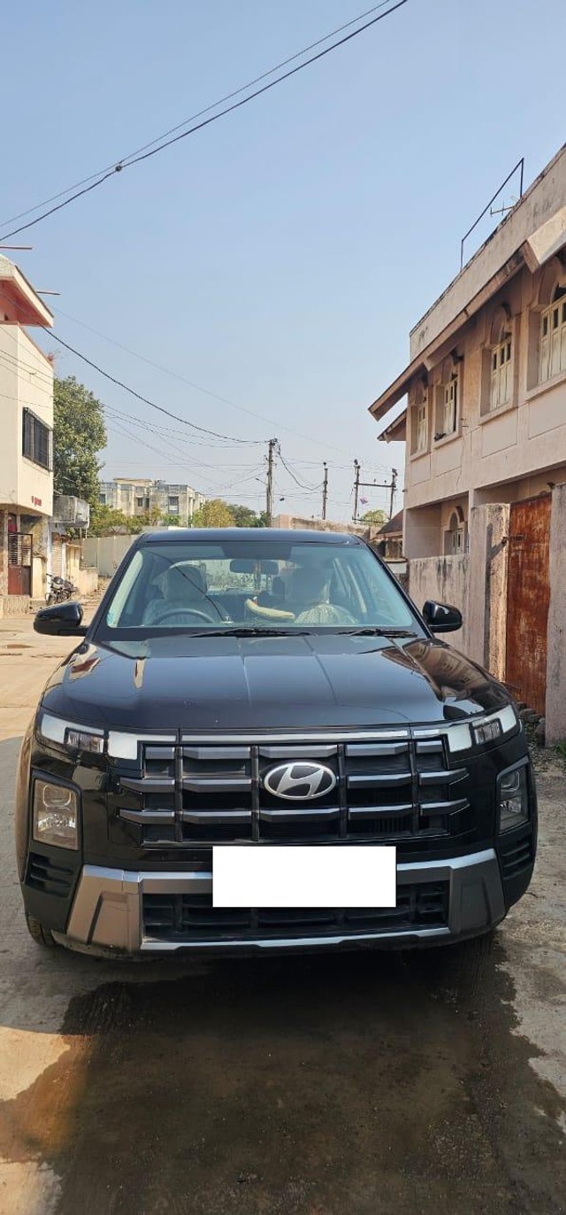 Second-hand 2025 Hyundai Creta EX Diesel for sale in Junagadh-3