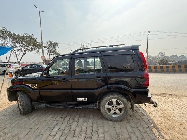 Second-hand 2022 Mahindra Scorpio S9 for sale in Bareilly-1
