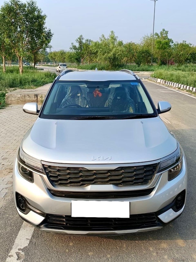 Second-hand 2022 Kia Seltos HTK Plus G for sale in New Delhi-5