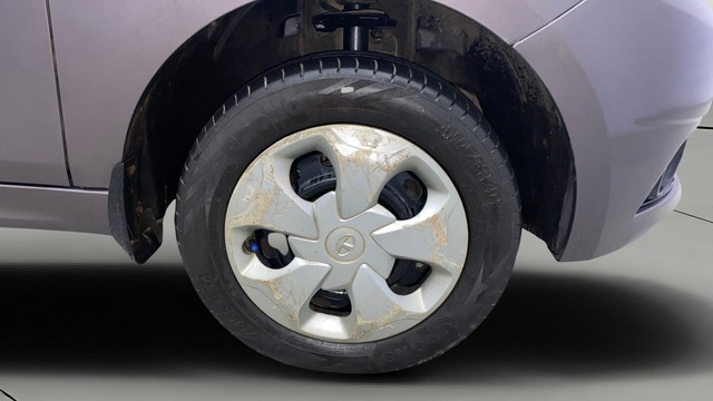 Second-hand 2016 Tata Tiago 1.2 Revotron XT for sale in Kochi-23