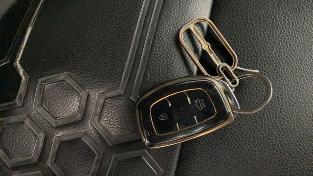 Second-hand 2016 Hyundai Creta 1.6 CRDi AT SX Plus for sale in Lucknow-21