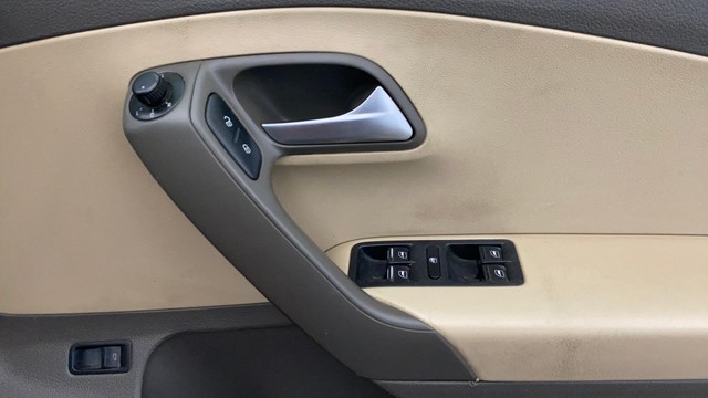 Second-hand 2020 Volkswagen Vento 1.0 TSI Highline for sale in Lucknow-17