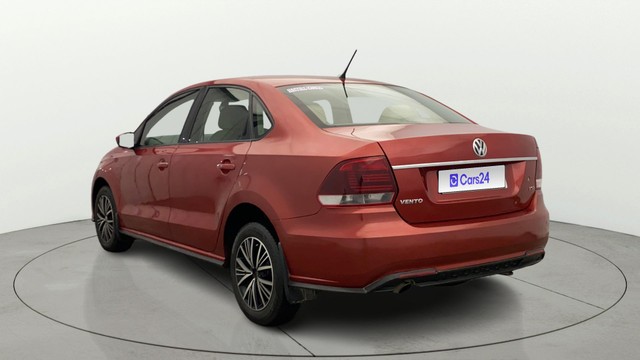 Second-hand 2020 Volkswagen Vento 1.0 TSI Highline for sale in Lucknow-4