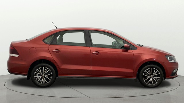 Second-hand 2020 Volkswagen Vento 1.0 TSI Highline for sale in Lucknow-1