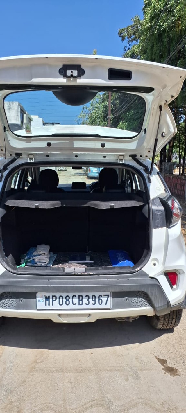 Second-hand 2022 Tata Nexon XZ Plus BSVI for sale in Ujjain-7