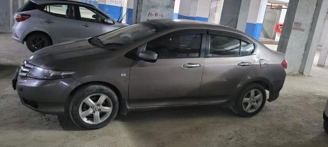 Honda City 1.5 V MT Second-hand 2011 Honda City 1.5 V MT for sale in Baramati-3