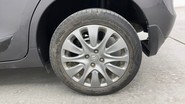 Second-hand 2017 Maruti Suzuki Baleno Alpha Diesel for sale in Pune-19