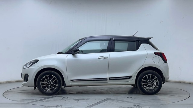 Second-hand 2022 Maruti Suzuki Swift ZXI Plus DT for sale in Hyderabad-6