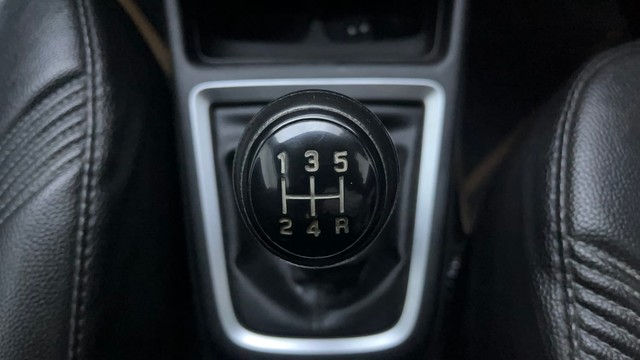 Second-hand 2022 Maruti Suzuki Swift ZXI Plus DT for sale in Hyderabad-12