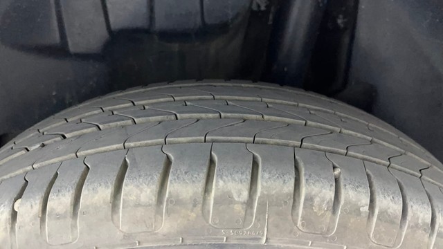 Second-hand 2022 Maruti Suzuki Swift ZXI Plus DT for sale in Hyderabad-25