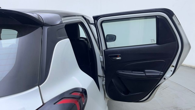 Second-hand 2022 Maruti Suzuki Swift ZXI Plus DT for sale in Hyderabad-28