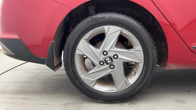 Second-hand 2022 Hyundai Verna SX Diesel for sale in Kolkata-18