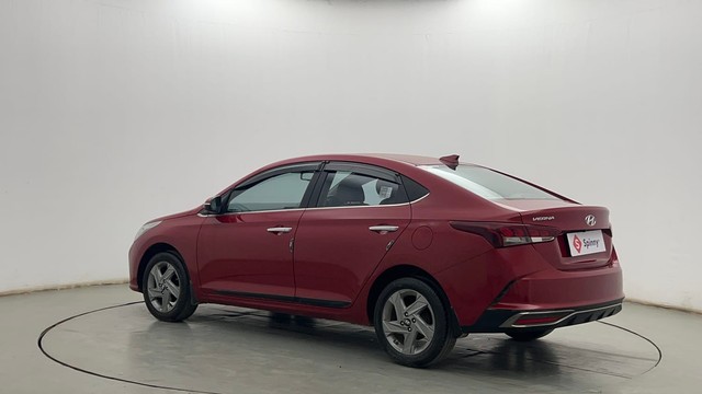 Second-hand 2022 Hyundai Verna SX Diesel for sale in Kolkata-5