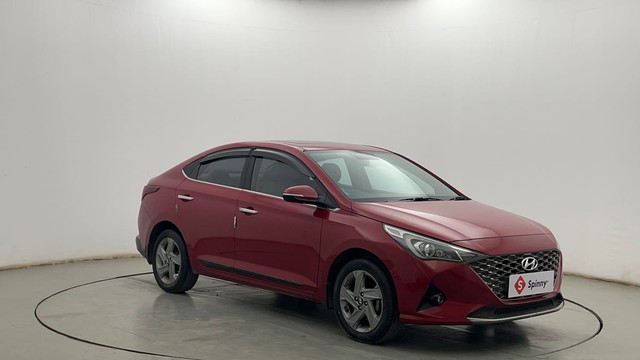 Second-hand 2022 Hyundai Verna SX Diesel for sale in Kolkata-1