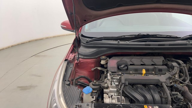 Second-hand 2022 Hyundai Verna SX Diesel for sale in Kolkata-35