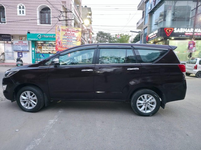 Second-hand 2015 Mahindra XUV500 W8 4WD for sale in Jaipur-9