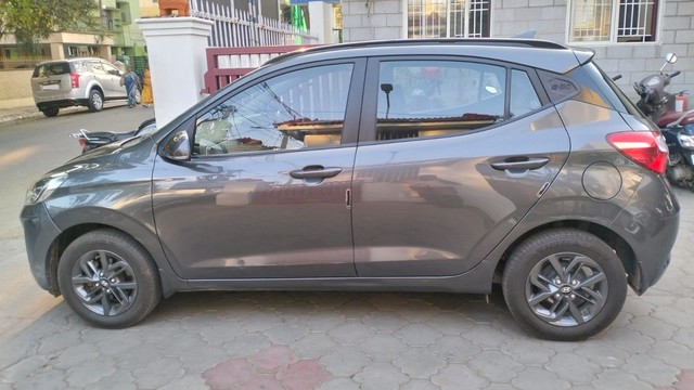 Second-hand 2020 Hyundai Grand i10 Nios AMT Sportz for sale in Coimbatore-2