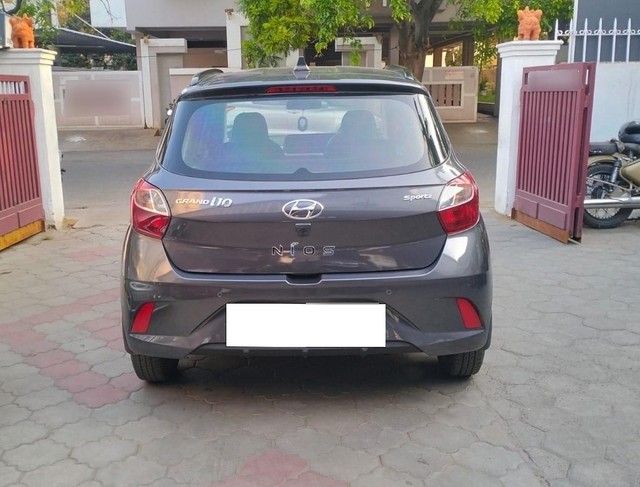 Second-hand 2020 Hyundai Grand i10 Nios AMT Sportz for sale in Coimbatore-7