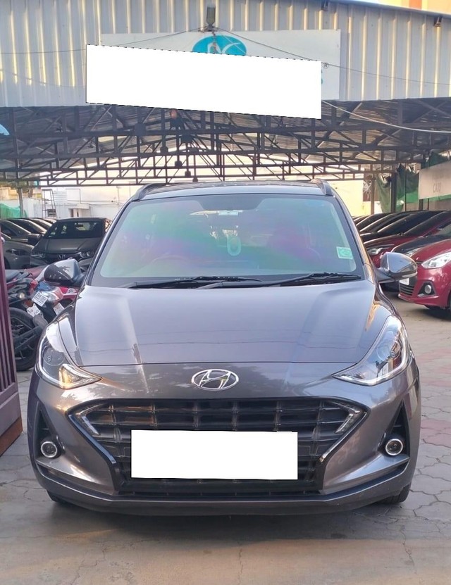 Second-hand 2020 Hyundai Grand i10 Nios AMT Sportz for sale in Coimbatore-3