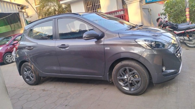 Second-hand 2020 Hyundai Grand i10 Nios AMT Sportz for sale in Coimbatore-14