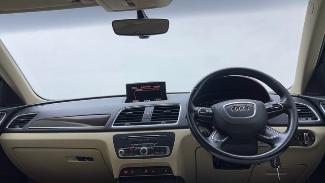 Second-hand 2018 Audi Q3 30 TFSI Premium FWD for sale in Gurgaon-11