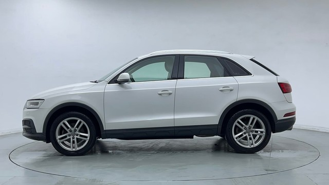 Second-hand 2018 Audi Q3 30 TFSI Premium FWD for sale in Gurgaon-6