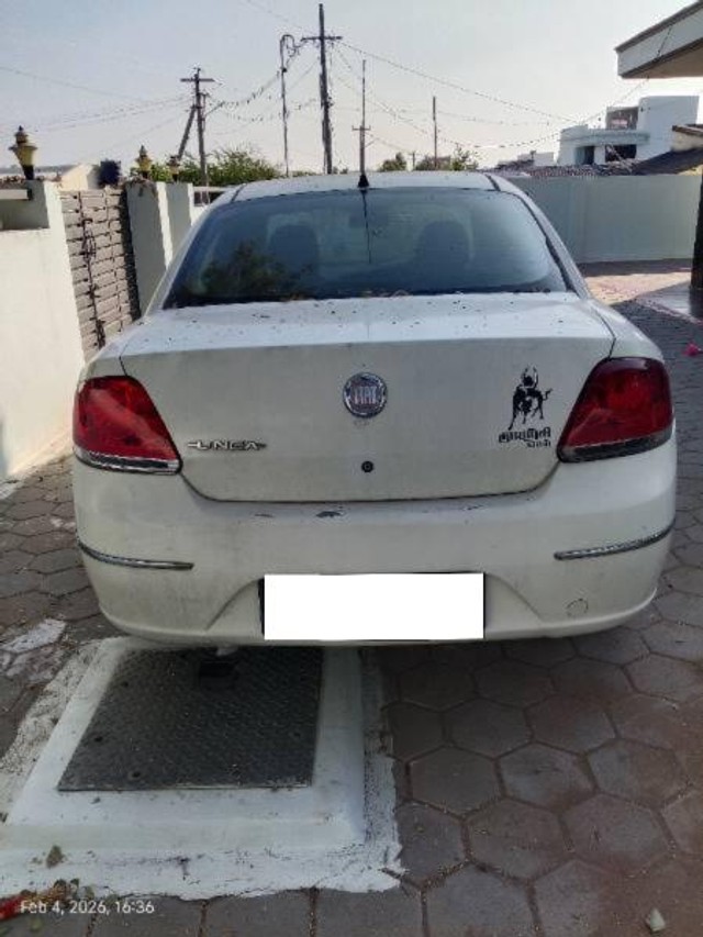 Second-hand 2009 Fiat Linea Emotion (Diesel) for sale in Karur-1